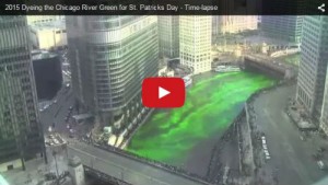 Chicago River teint en vert pour la Saint-Patrick